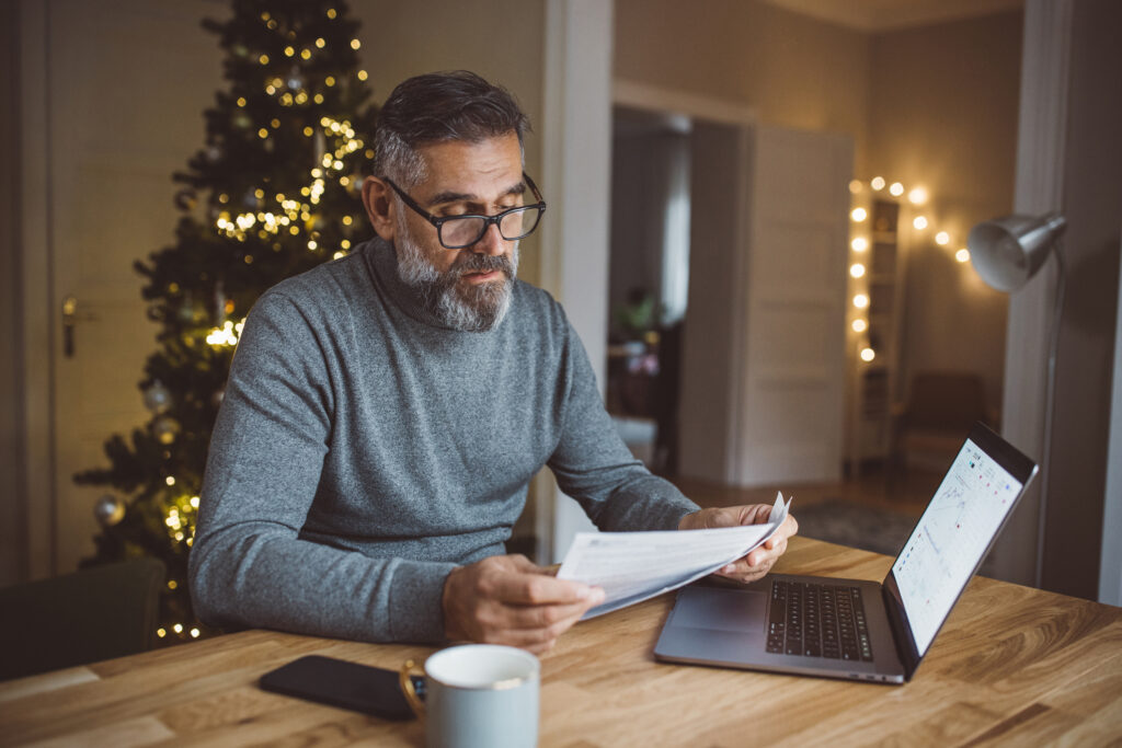 5 Year-End Financial Moves for the Holidays B-Financial Wise